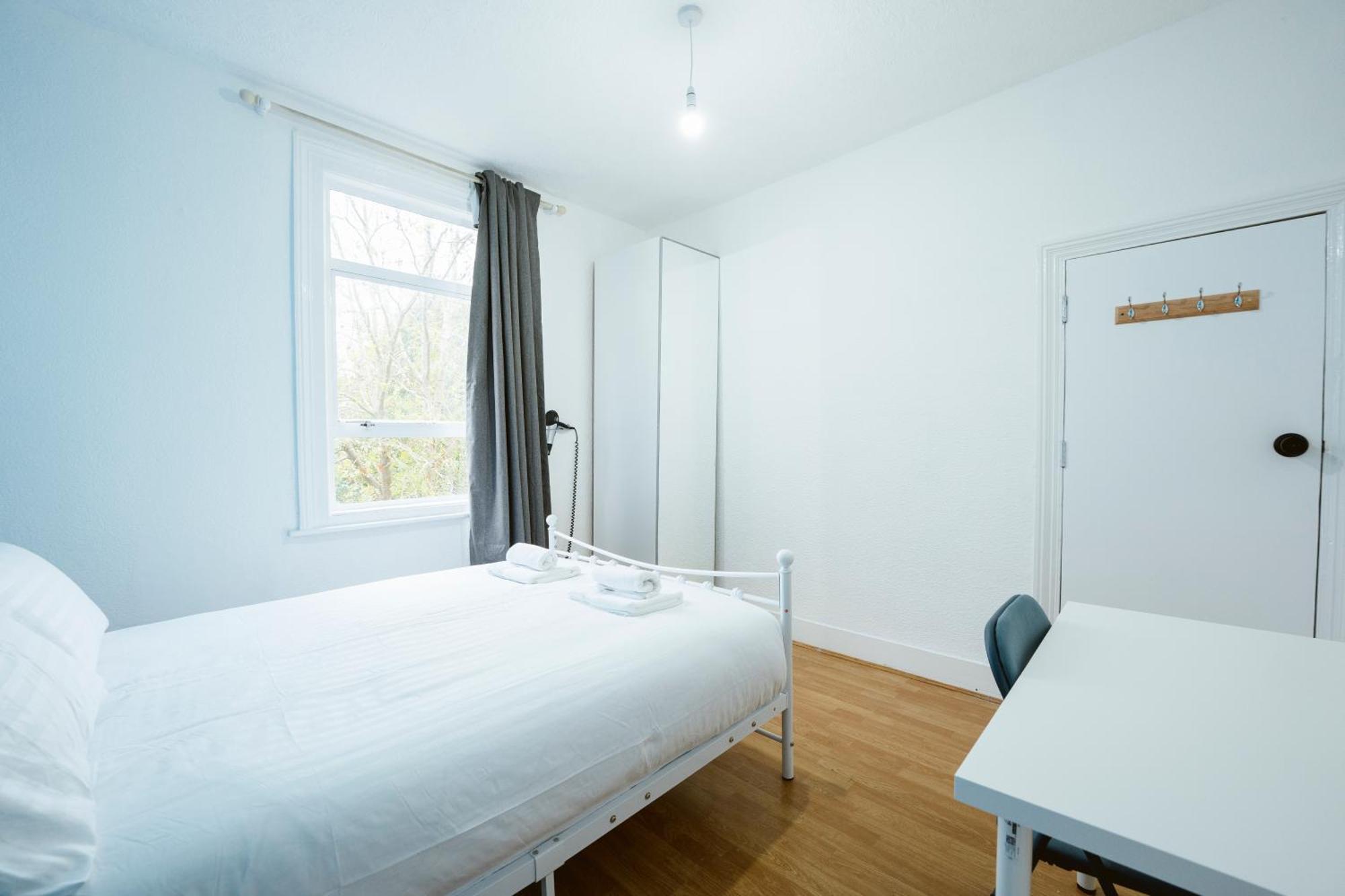 Forest Gate Double Rooms Лондон Екстер'єр фото