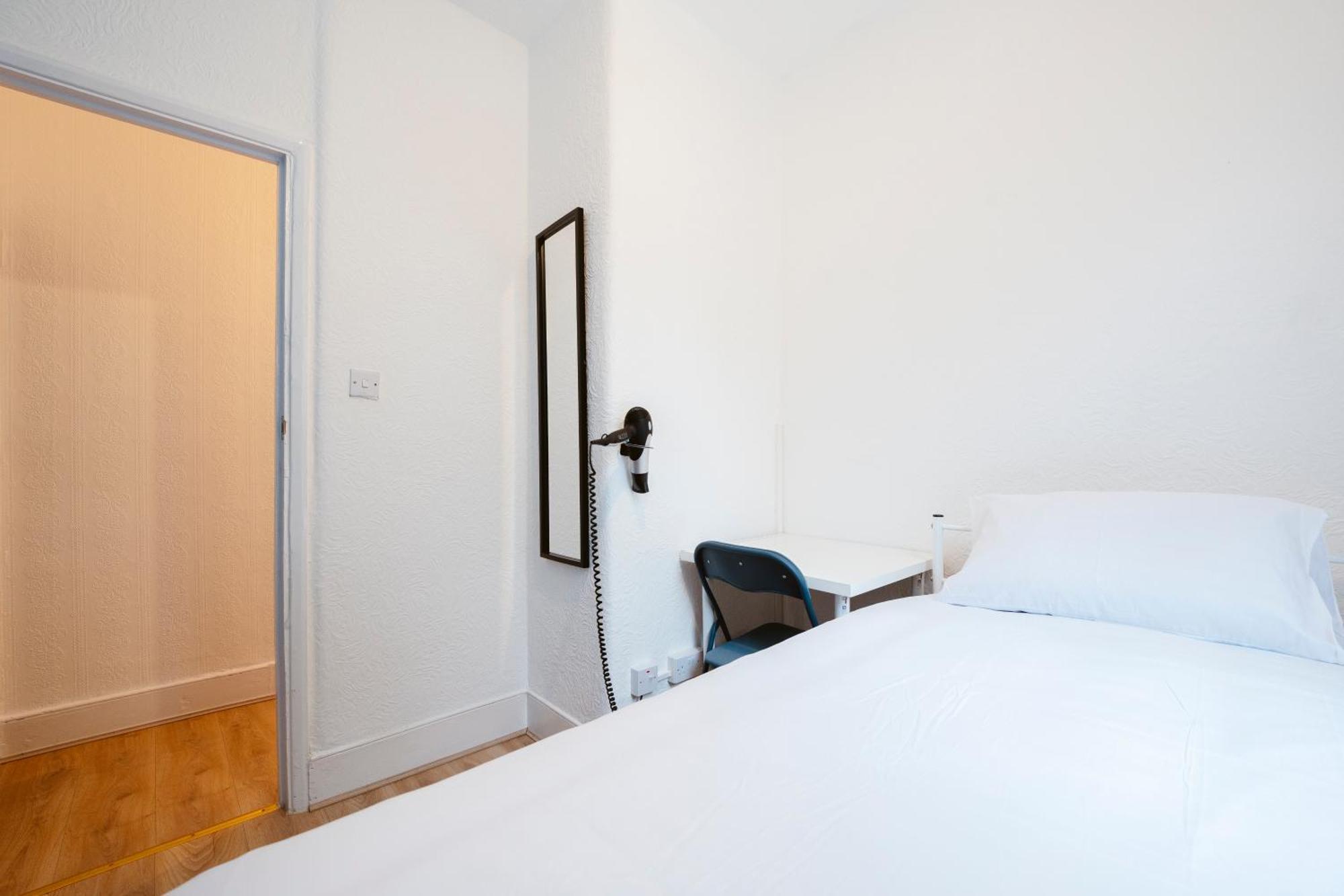 Forest Gate Double Rooms Лондон Екстер'єр фото